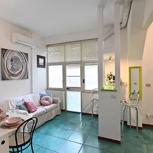 Izzhome Cozy Sonnino Appartamento