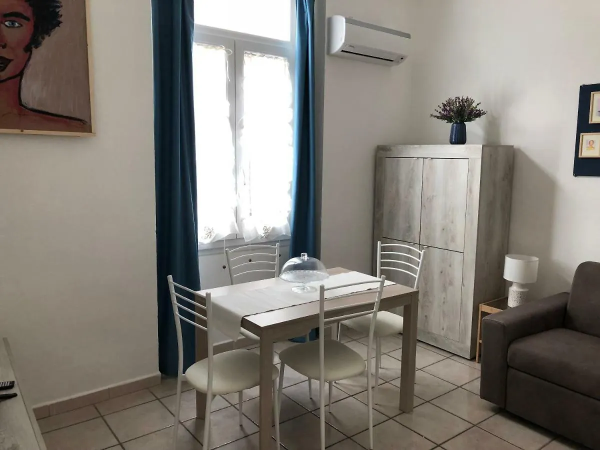 Al Centro Del Centro Apartment Cagliari 0*,  Italy